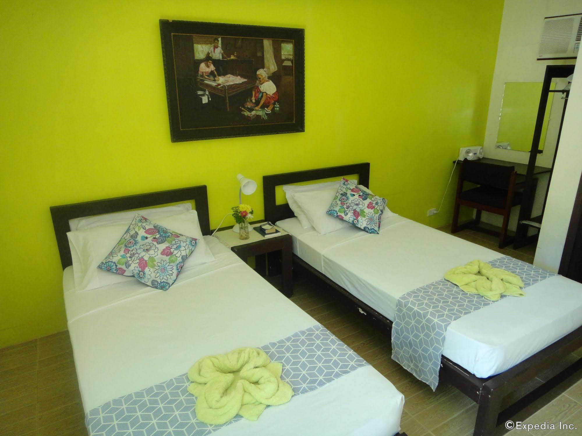 By The Bay, Jacana Bed & Breakfast Puerto Princesa Exteriör bild
