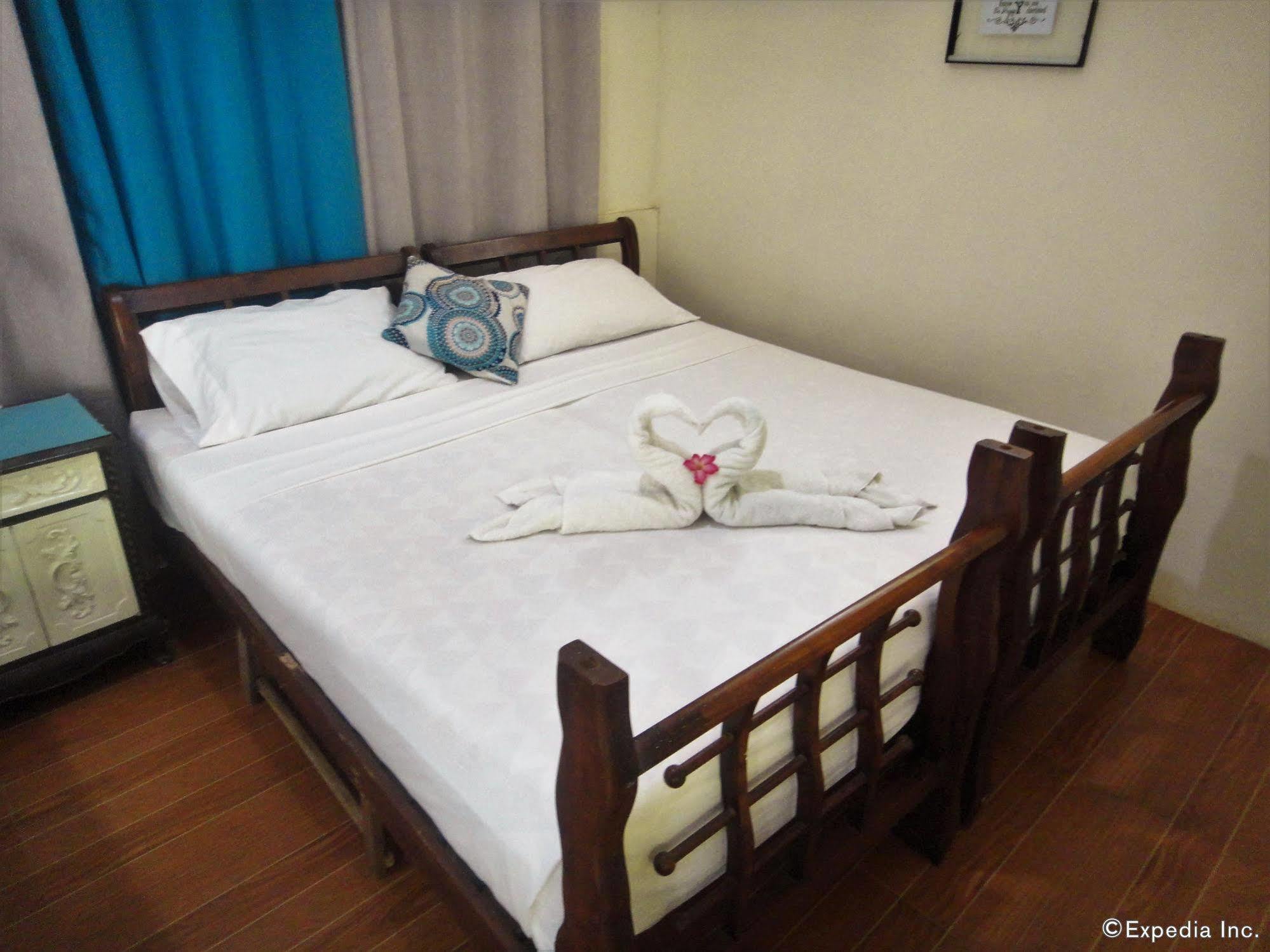 By The Bay, Jacana Bed & Breakfast Puerto Princesa Exteriör bild