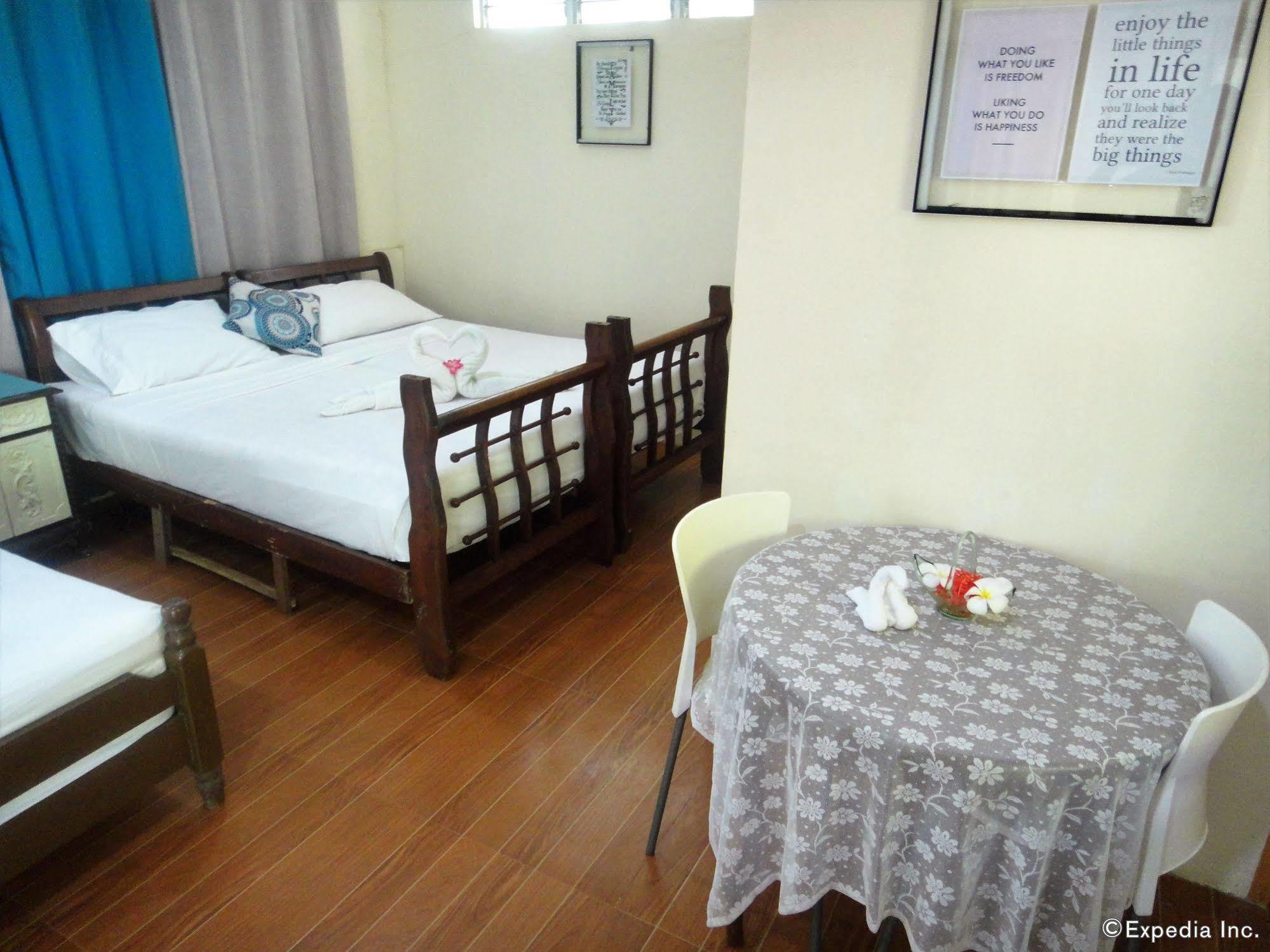 By The Bay, Jacana Bed & Breakfast Puerto Princesa Exteriör bild
